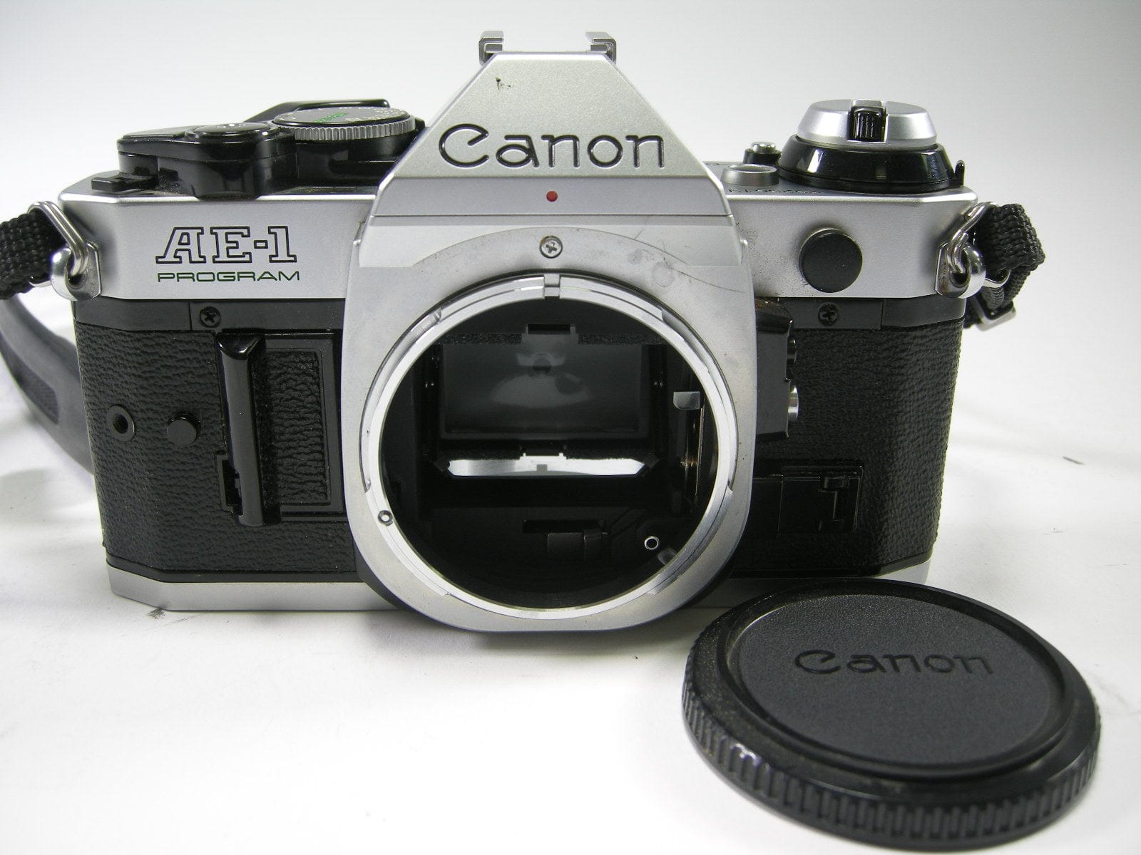Appareil photo reflex argentique Canon AE1 Program - Collection