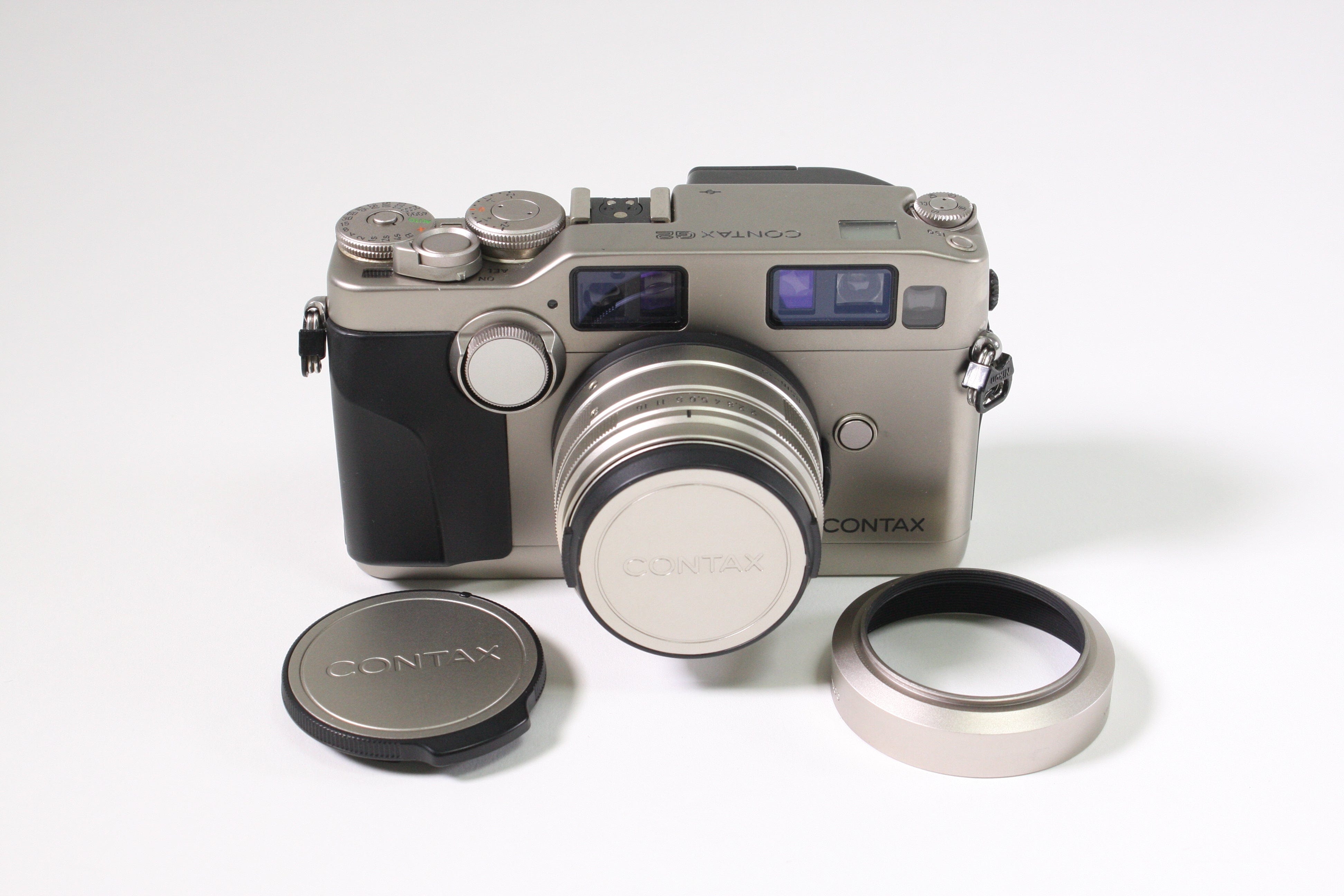 Contax G2 with 45mm f2 Planar Lens and Data Back GD-2