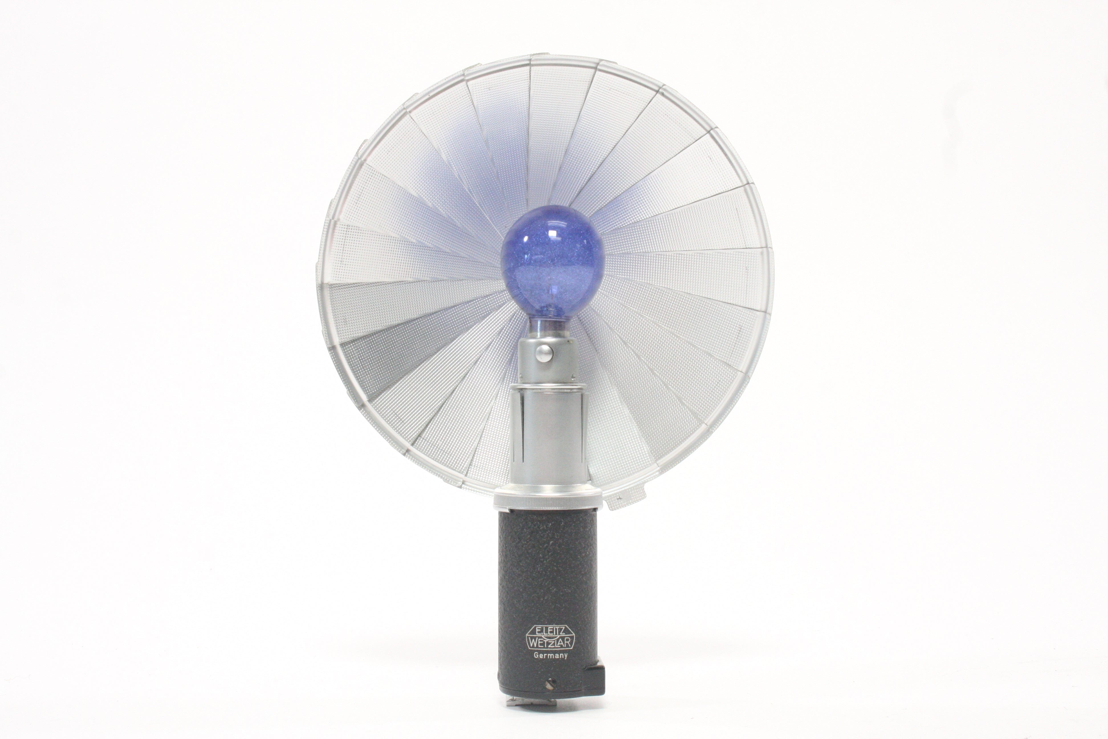 Griffe porte flash avec prise synchro Griffe porte flash avec prise synchro