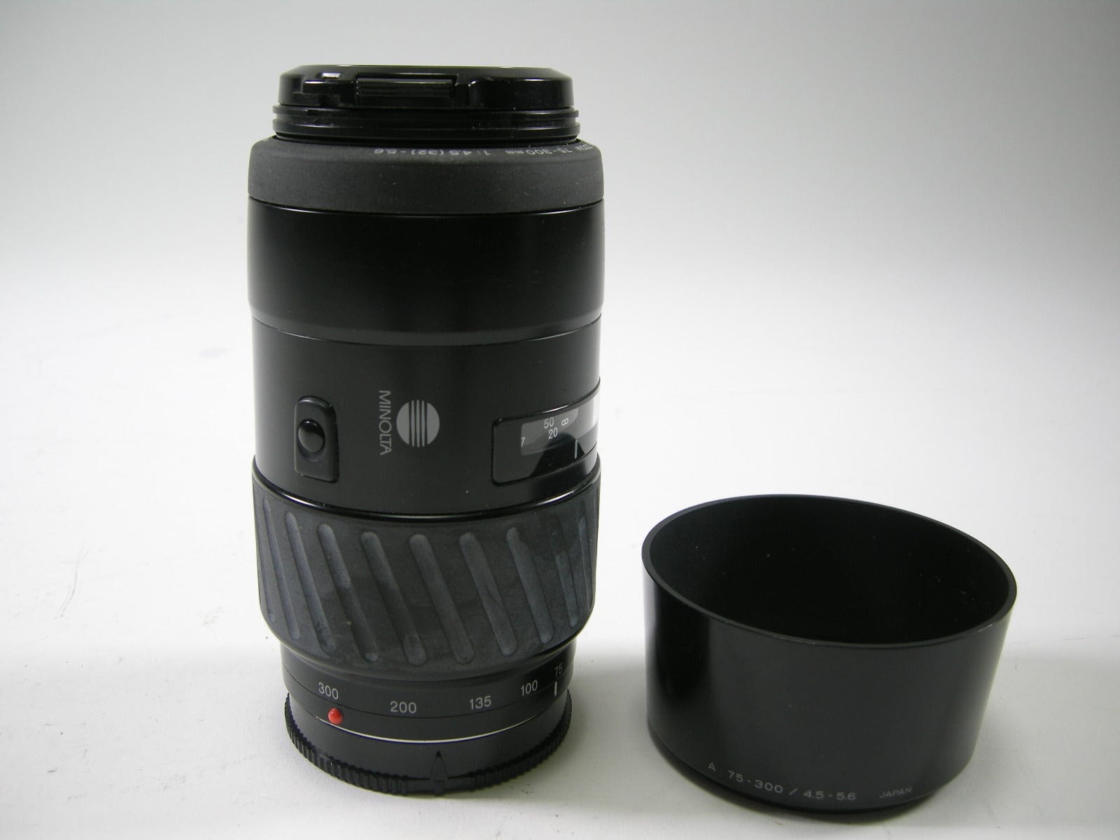 Zoom Minolta AF 75-300 mm f/4.5-5.6 - Photo, audio & vidéo Zoom Minolta AF 75-300 mm f/4.5-5.6 - Photo, audio & vidéo