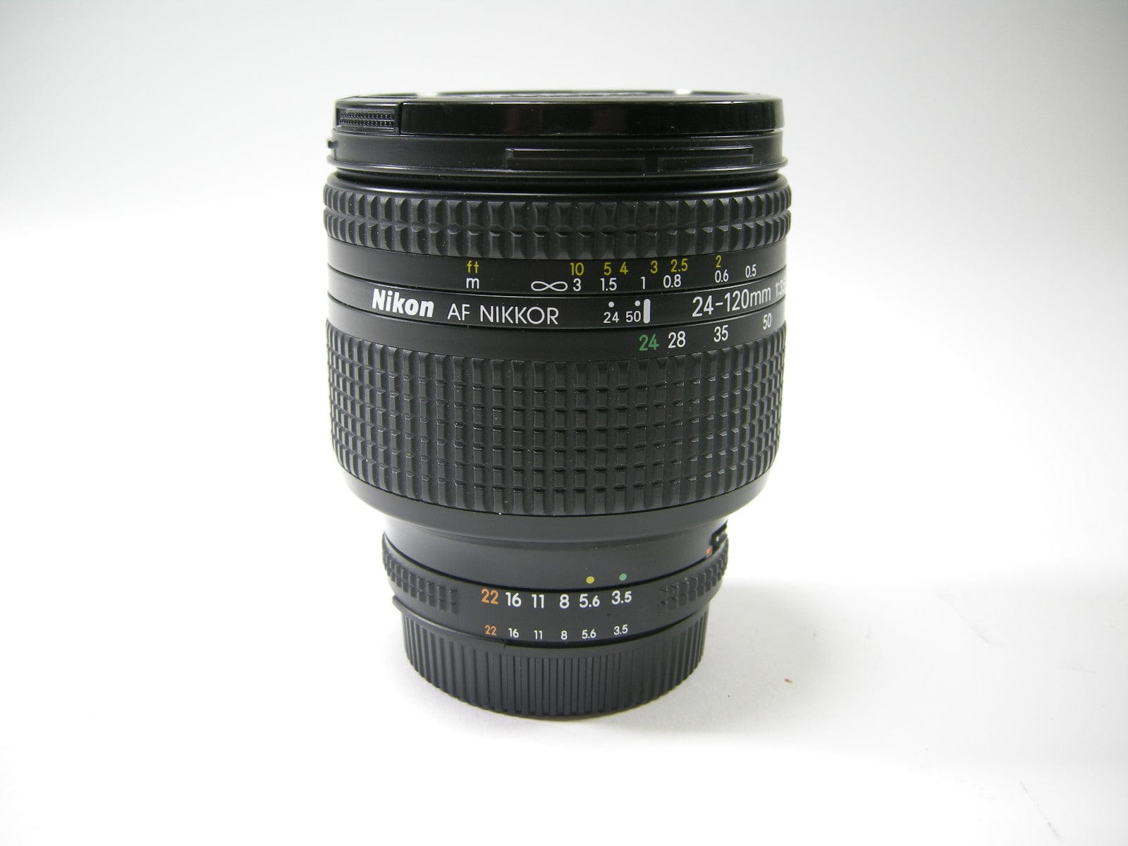 Nikon AF Nikkor 24-120mm f3.5-5.6D