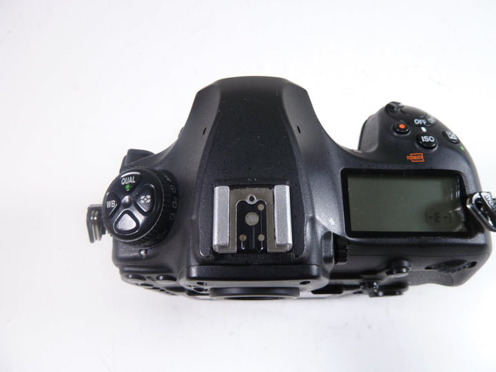 Nikon D850 Body Shutter Count 37216 Digital Cameras - Digital SLR Cameras Nikon 3018021