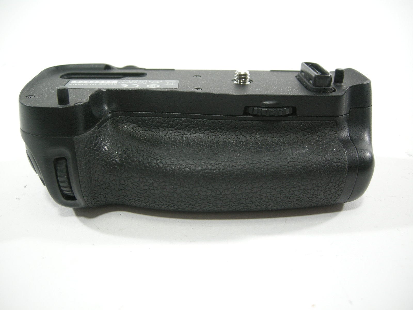 Nikon MB-D16 Battery Grip – Camera Exchange