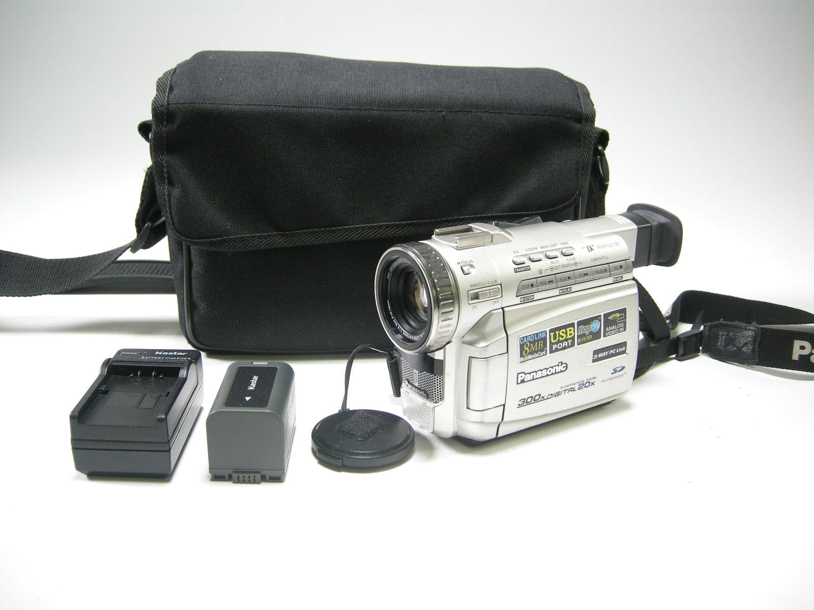 Panasonic Mini Dv Palmcorder Panasonic PV-DV601D MiniDV Camcorder