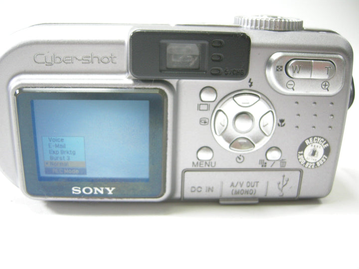 Sony Cyber Shot DSC-P10 5.0mp Digital Camera Digital Cameras - Digital Point and Shoot Cameras Sony 605145