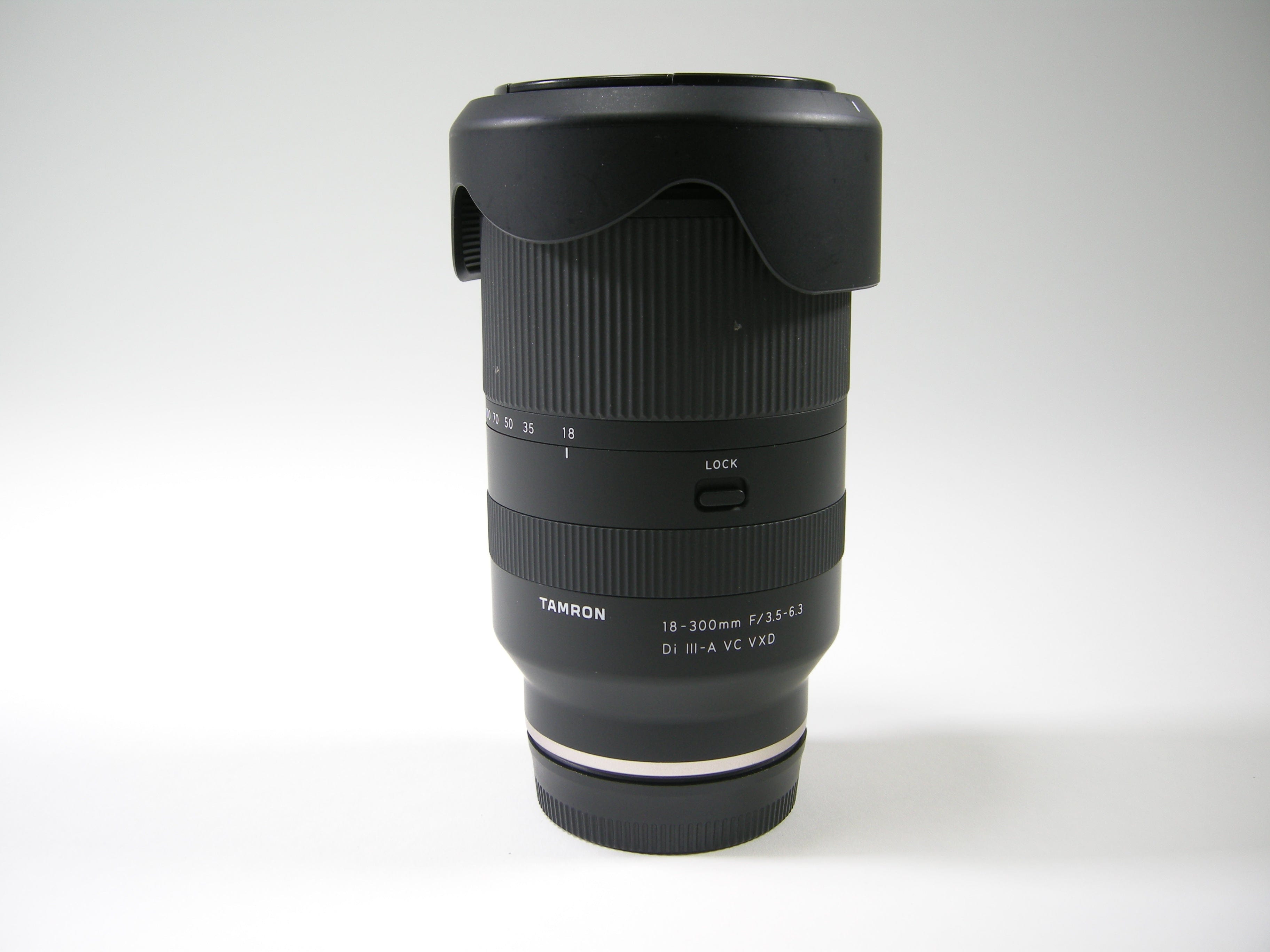 Tamron Di III-AVC VXD 18-300mm f3.5-6.3 Sony E – Camera Exchange