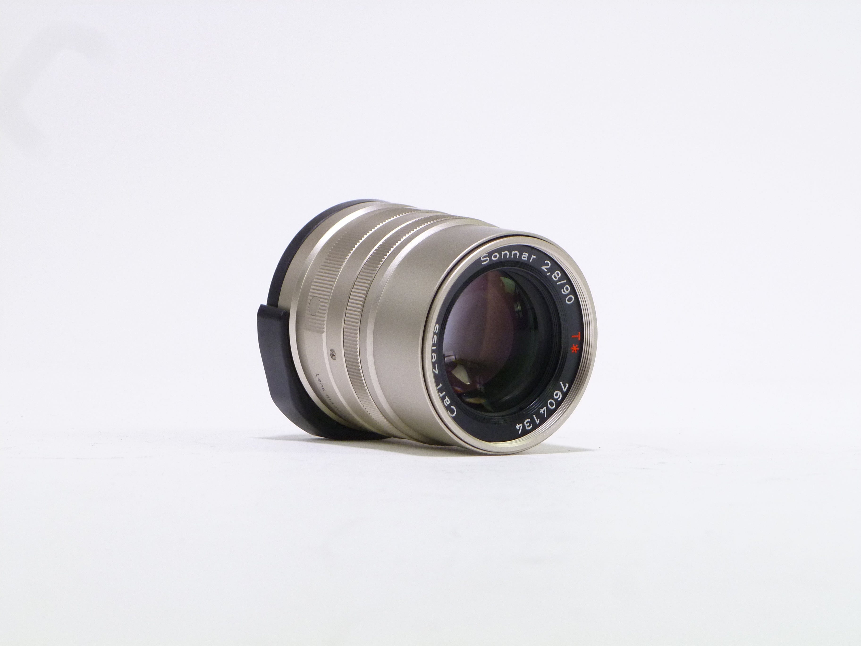 Carl Zeiss Sonnar T* 90mm f/2.8 Contax G Lens