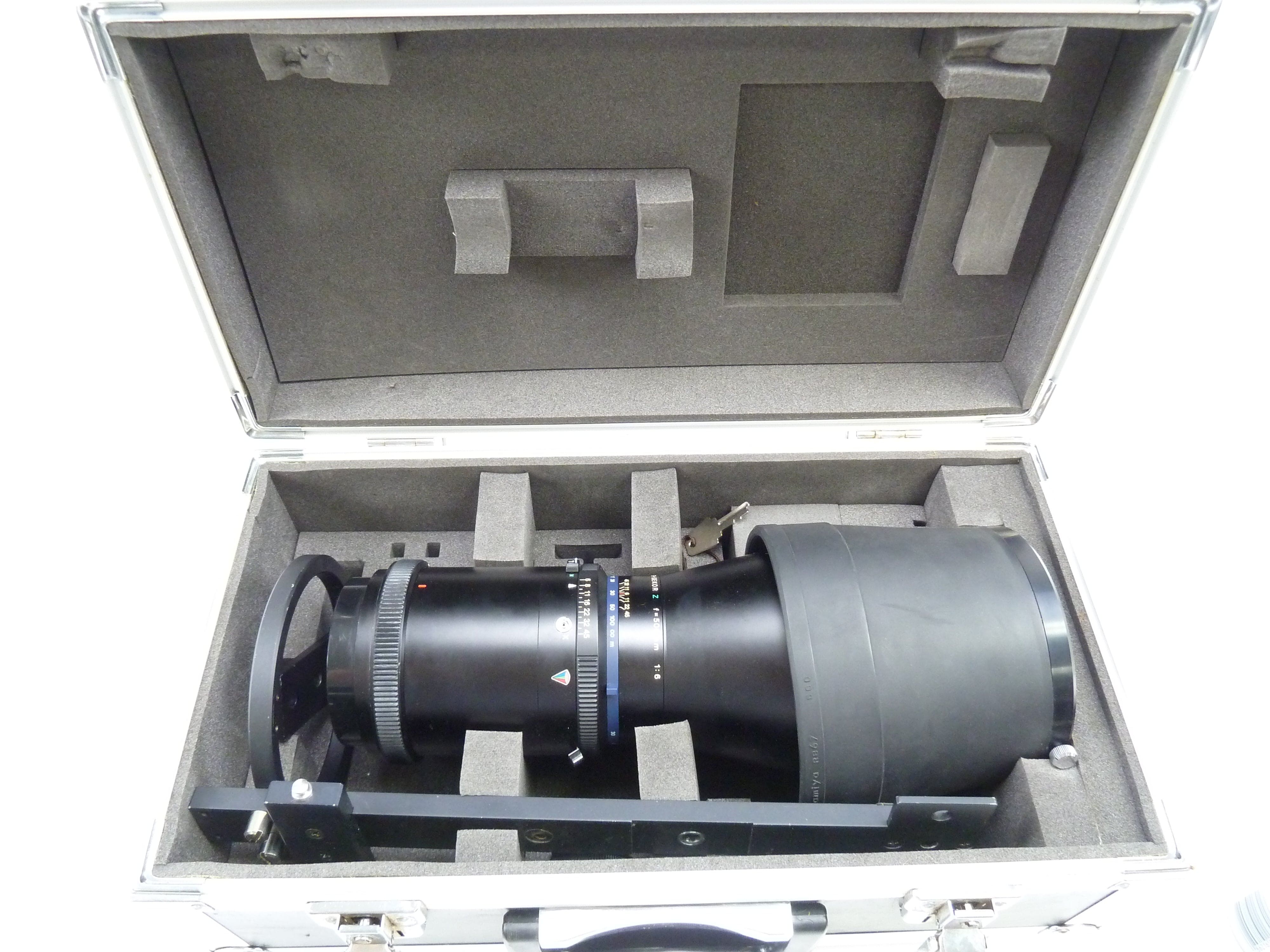 Mamiya RZ67 Z 500MM F6 APO Telephoto Lens complete with case and bracket