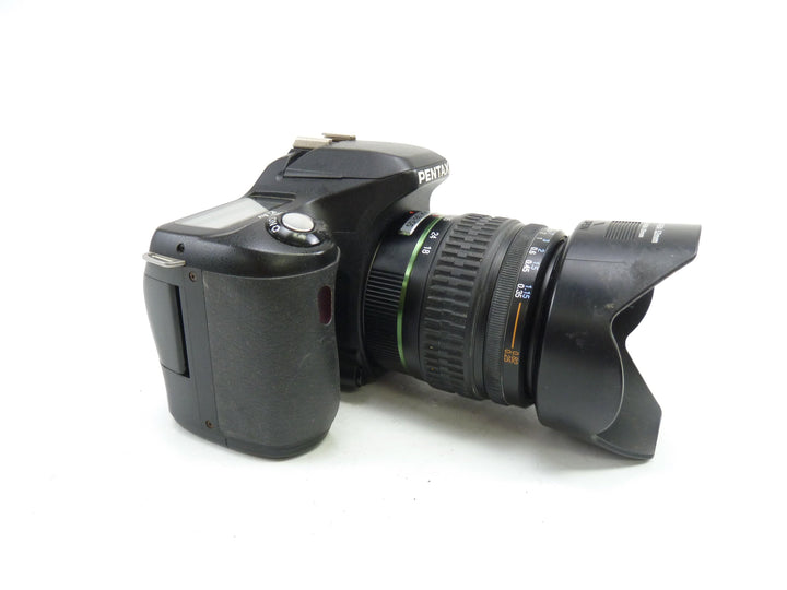 Pentax ist D with 18-55 F3.5-5.6 Zoom Lens Digital Cameras - Digital SLR Cameras Pentax 272209