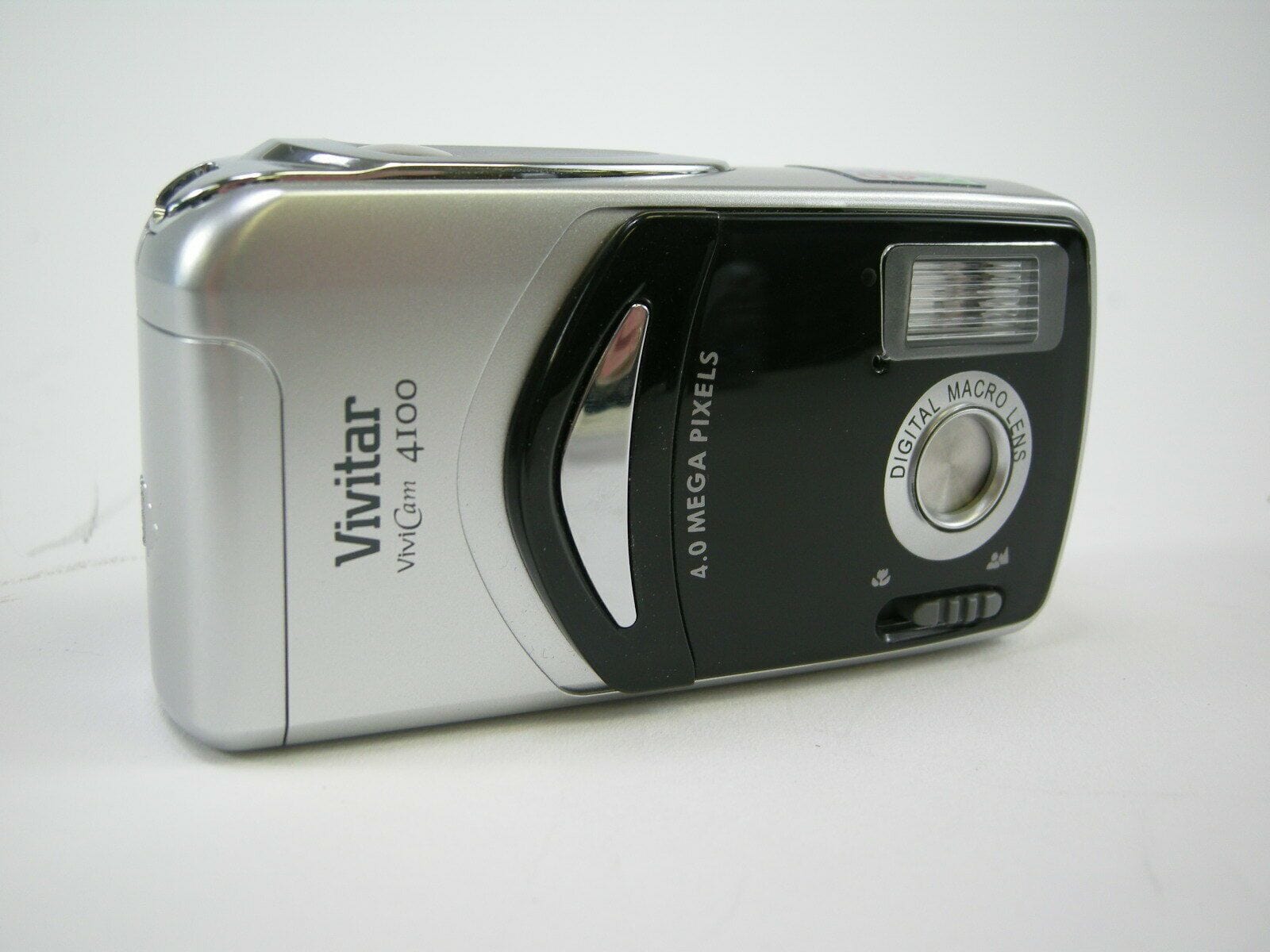 Vivitar Vivicam 4100 4.0mp Digital Camera - Black Silver – Camera Exchange