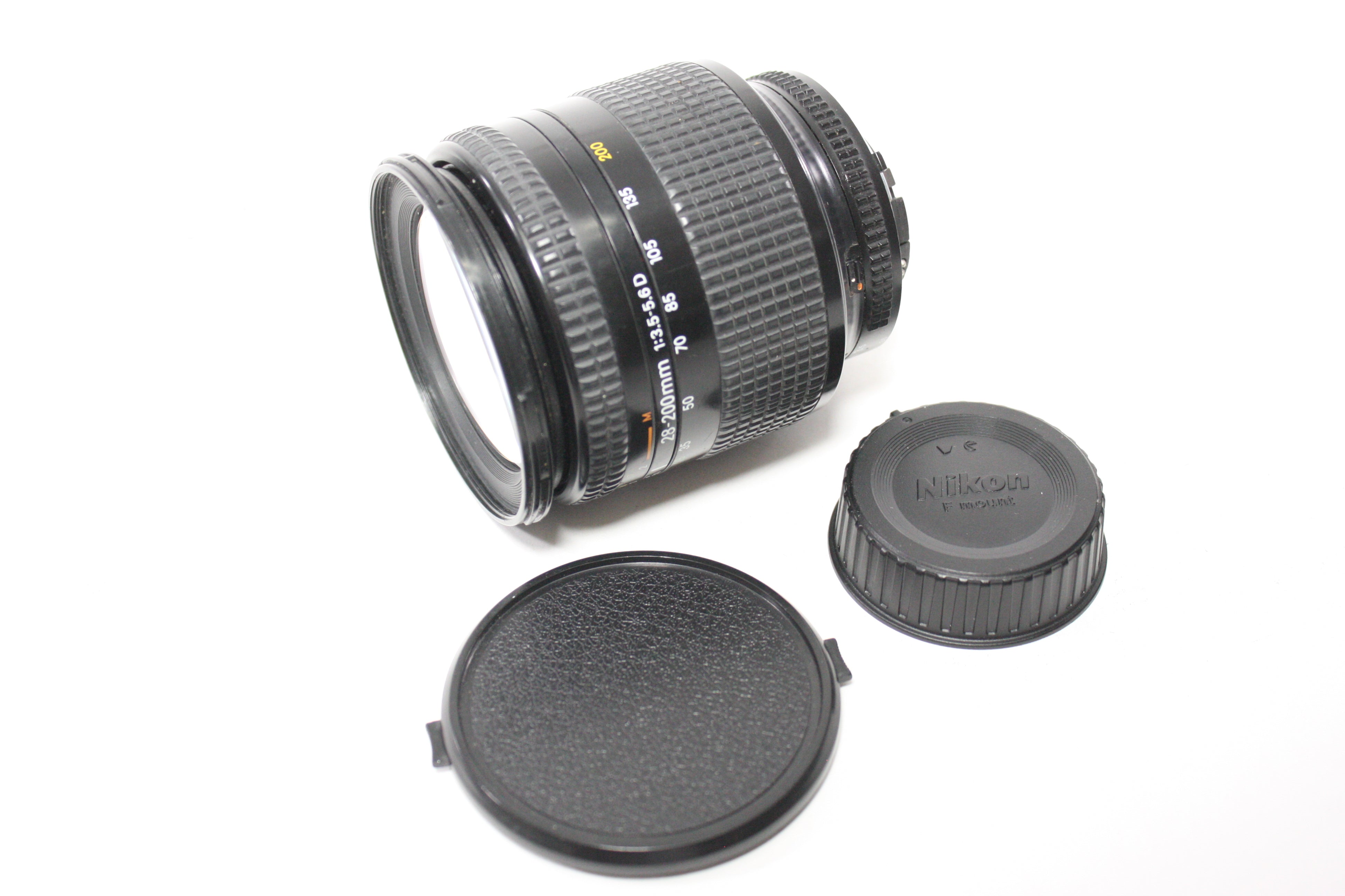 Nikon 28-200mm f/3.5-5.6 D AF Nikkor Lens for F Mount – Camera