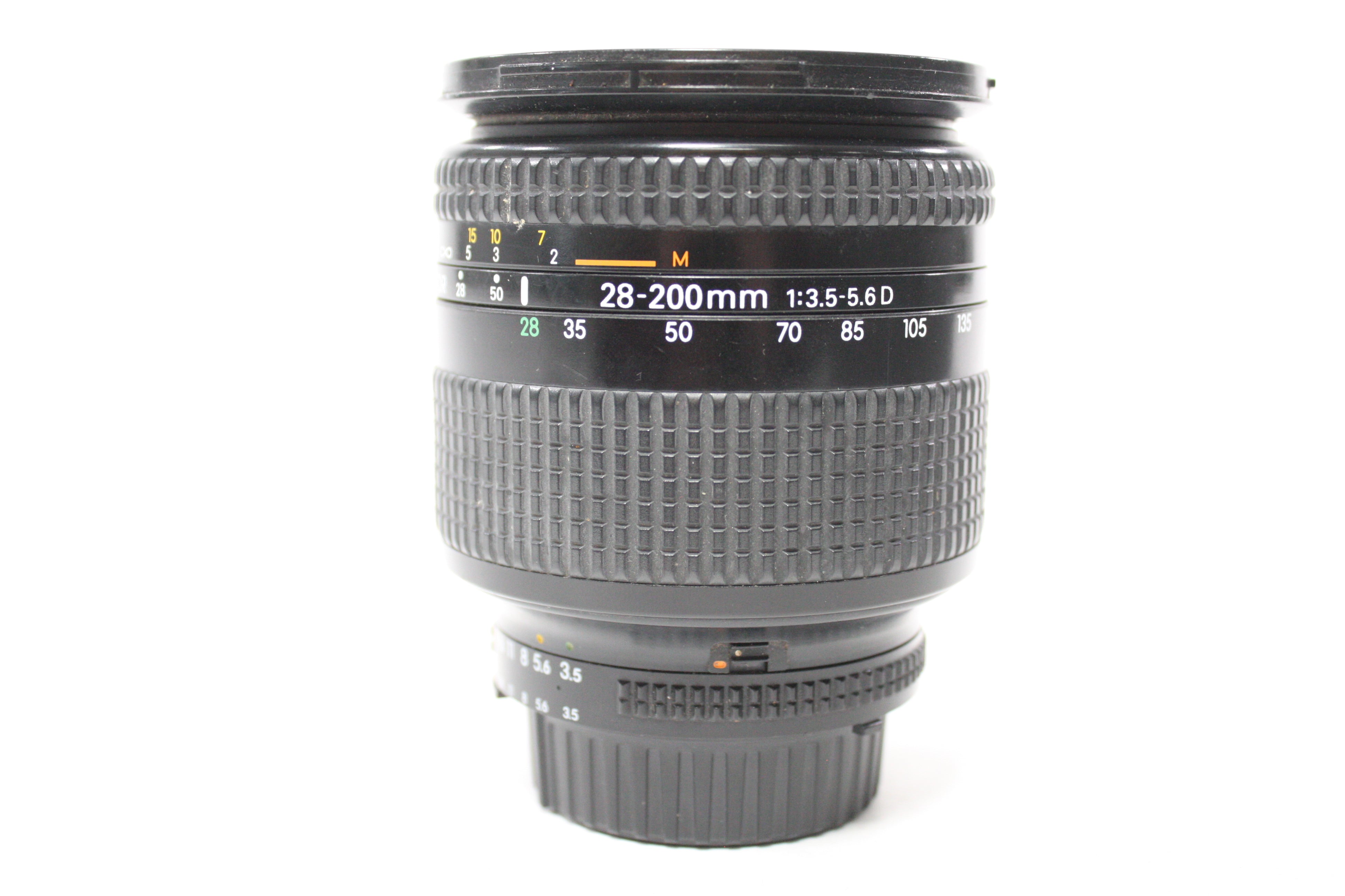 Nikon 28-200mm f/3.5-5.6 D AF Nikkor Lens for F Mount – Camera
