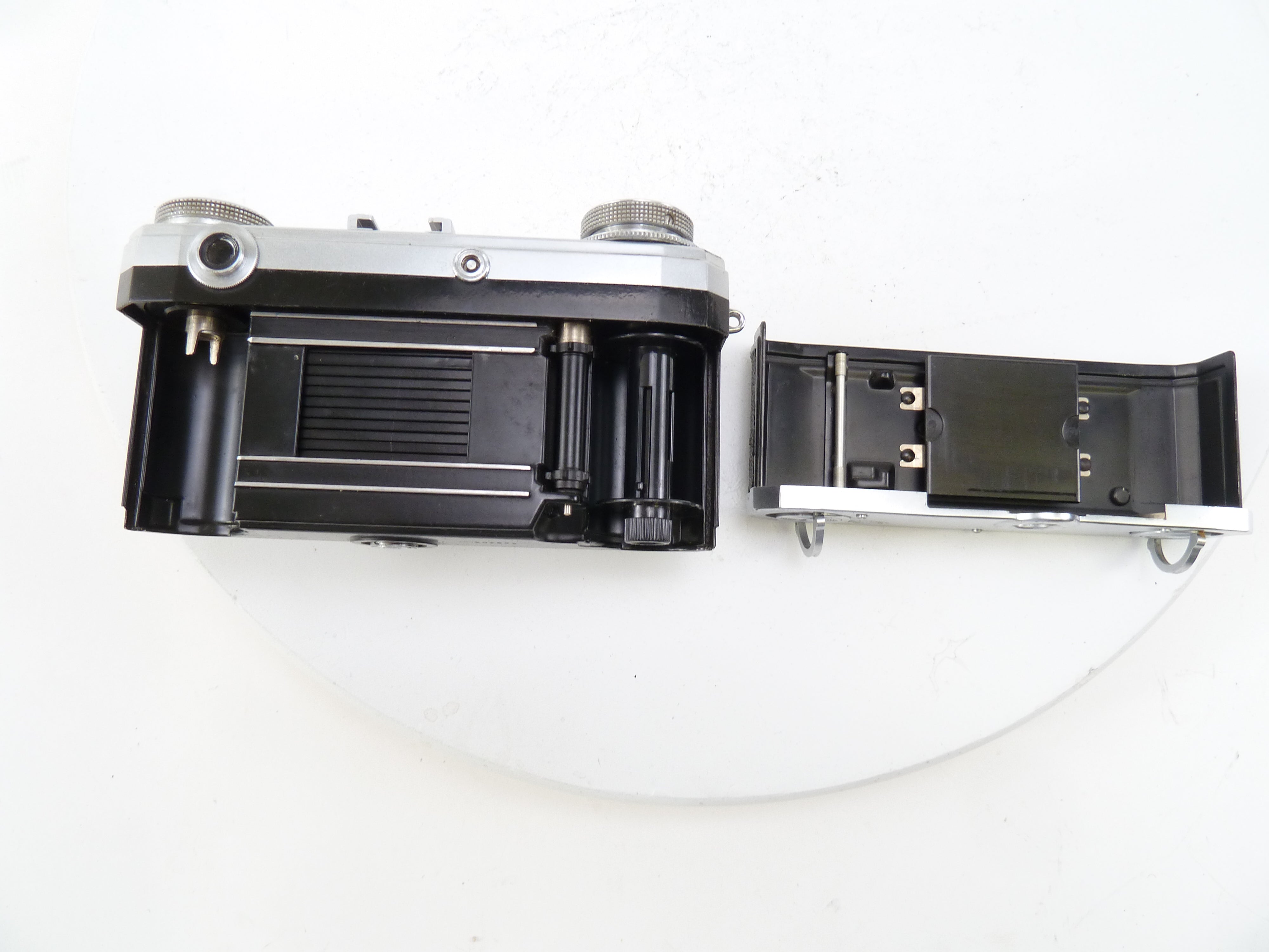 Zeiss Ikon Contax IIA with Zeiss Sonnar 50MM F1.5 – Camera Exchange