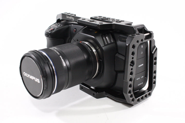 Blackmagic Design Pocket 4K w/ Cage & Olympus 40-150m f/4-5.6 R Lens Video Equipment - Video Camera BlackMagic EB47D476