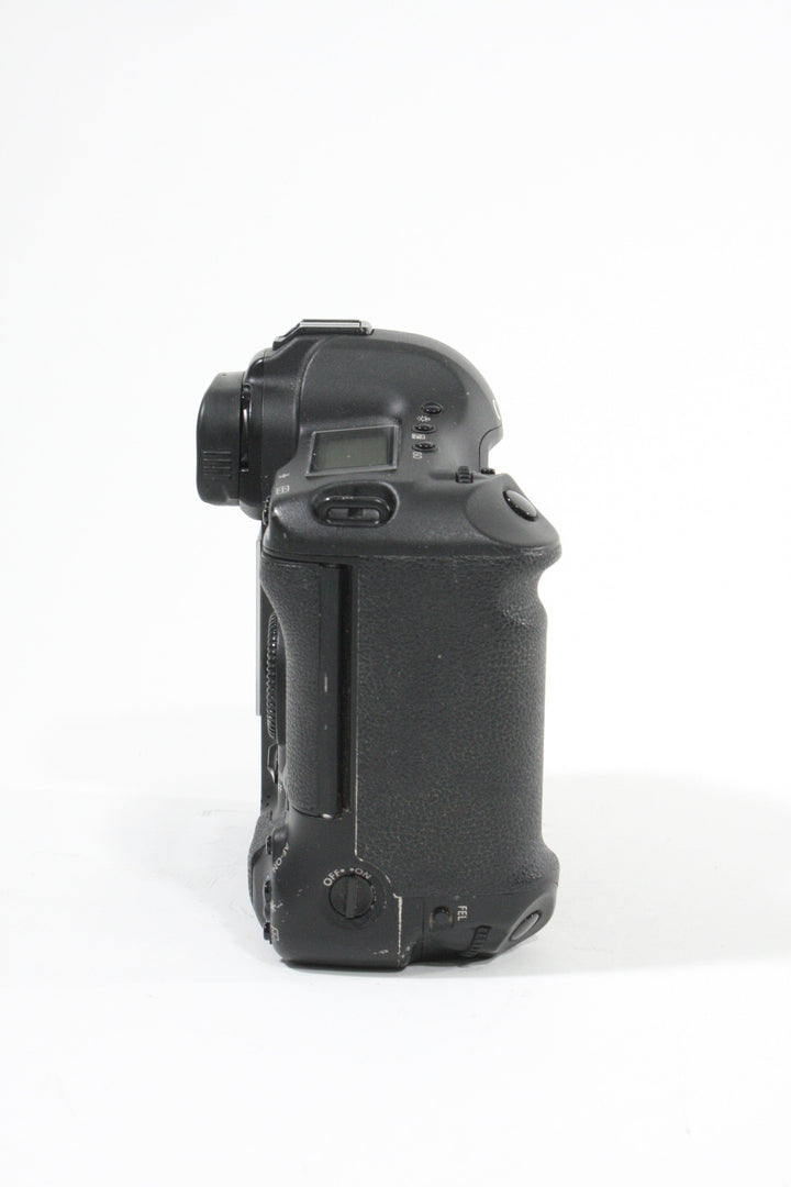 Canon 1D Mark IV - Shutter Count 76114 Digital Cameras - Digital SLR Cameras Canon 0220100558