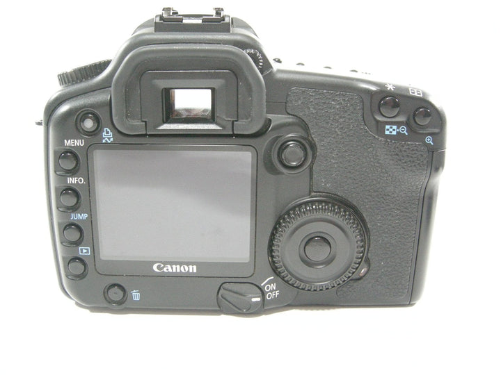 Canon 30D 8.2mp Digital SLR Body Only Shutter Ct. N/A Digital Cameras - Digital SLR Cameras Canon 0320311301