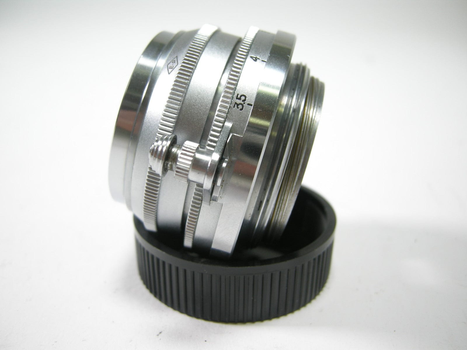 Canon 35mm f2.8 w/Viewfinder for L-39 or Leica Mount Canon 35mm f2.8 w/Viewfinder for L-39 or Leica Mount