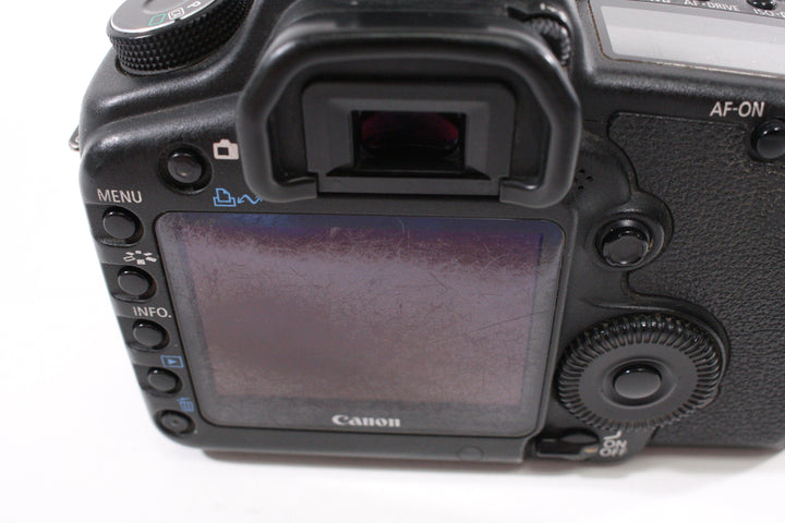 Canon 5D Mark II Body Shutter Count 209714 Digital Cameras - Digital SLR Cameras Canon 5D31243