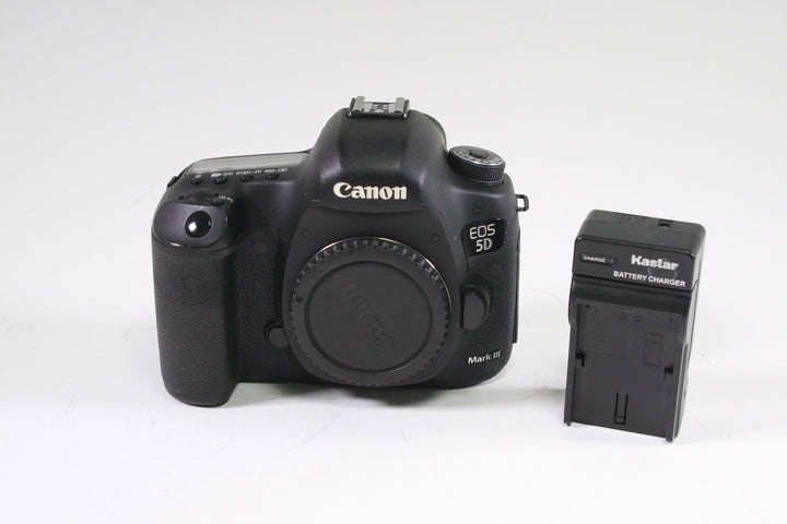 Canon 5D Mark III Body - Shutter Count 133,252 Digital Cameras - Digital SLR Cameras Canon 172028004842