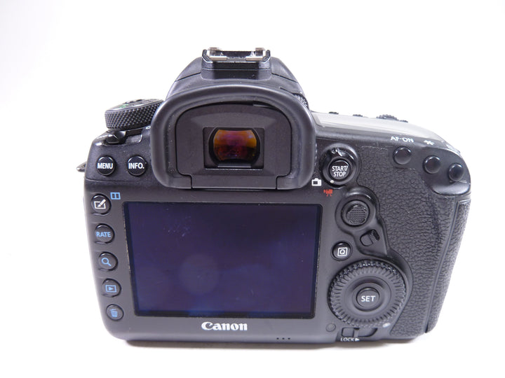 Canon 5D Mark IV Body Shutter Count 130,913 Digital Cameras - Digital SLR Cameras Canon 052052000974