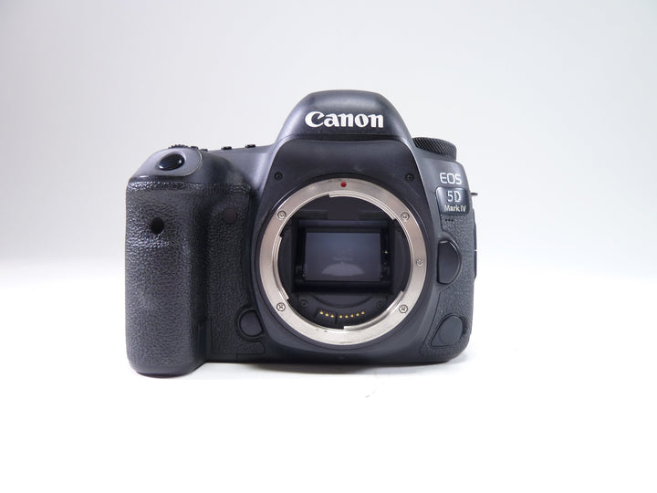 Canon 5D Mark IV Shutter Count 60706 Digital Cameras - Digital Mirrorless Cameras Canon 372037005302