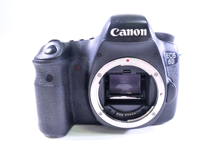 Canon 6D Digital SLR Body Only -  Shutter Count 49712 Digital Cameras - Digital SLR Cameras Canon 242020000695