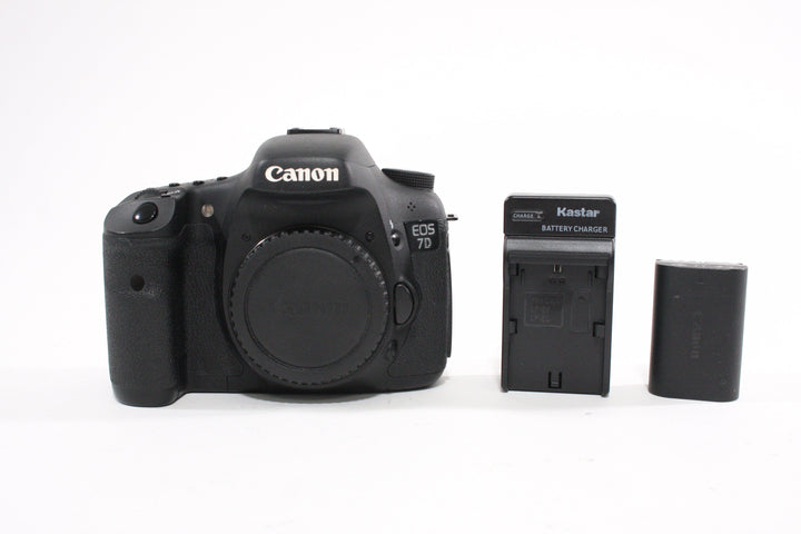 Canon 7D Body w/ Shutter Count of 29949 Digital Cameras - Digital SLR Cameras Canon 3071205252