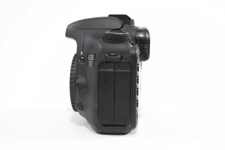 Canon 7D Body w/ Shutter Count of 29949 Digital Cameras - Digital SLR Cameras Canon 3071205252