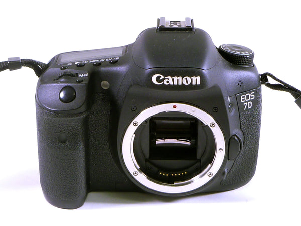 Canon 7D Digital Camera - shutter count 17125 Digital Cameras - Digital SLR Cameras Canon 1170711858