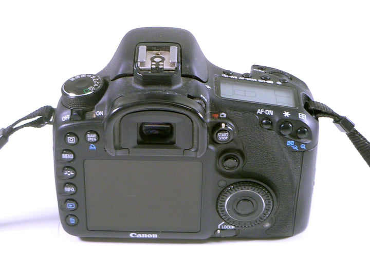 Canon 7D Digital Camera - shutter count 17125 Digital Cameras - Digital SLR Cameras Canon 1170711858