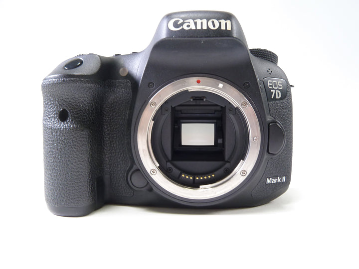 Canon 7D Mark II Body Shutter Count 41,765 Digital Cameras - Digital SLR Cameras Canon 0313020000398