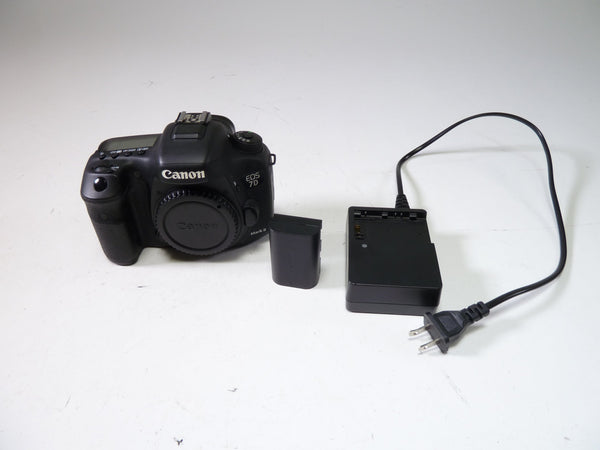 Canon 7D Mark II Body Shutter Count 44,551 Digital Cameras - Digital SLR Cameras Canon 012020004373