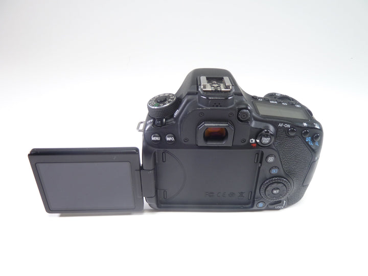 Canon 80D Body Shutter Count 29037 Digital Cameras - Digital SLR Cameras Canon 322024007682