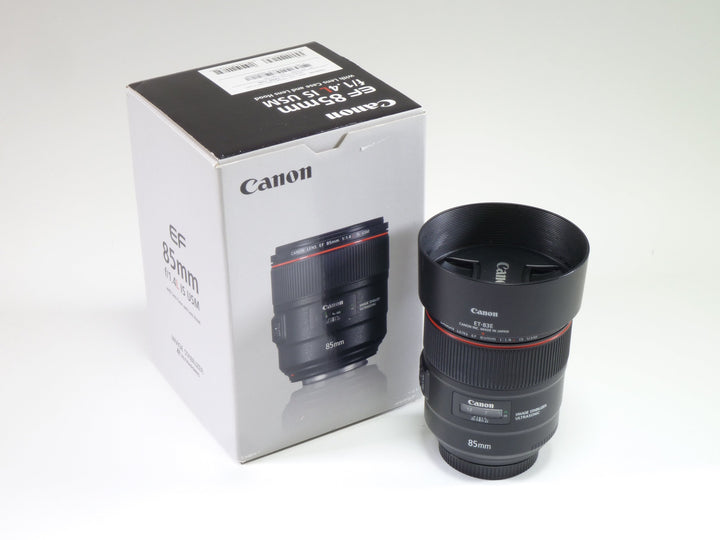 Canon 85mm f/1.4L IS USM Lenses Small Format - Canon EOS Mount Lenses - Canon EF Full Frame Lenses Canon 0620000246