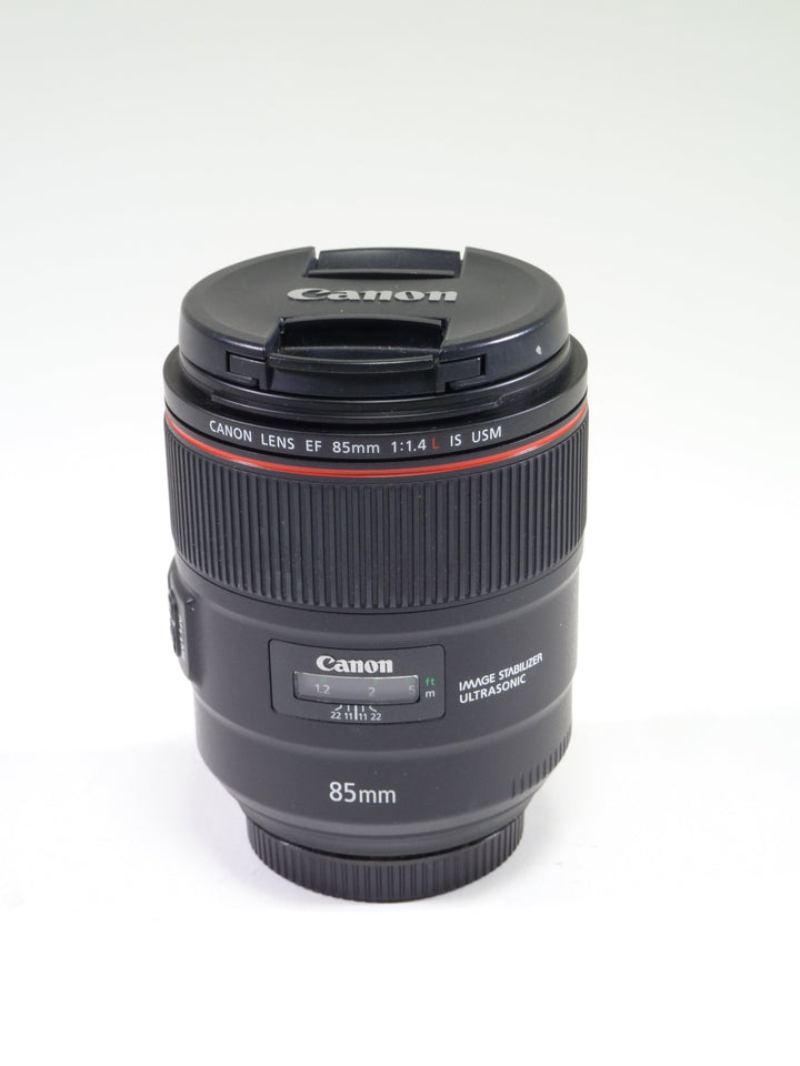 Canon 85mm f/1.4L IS USM Lenses Small Format - Canon EOS Mount Lenses - Canon EF Full Frame Lenses Canon 0620000246