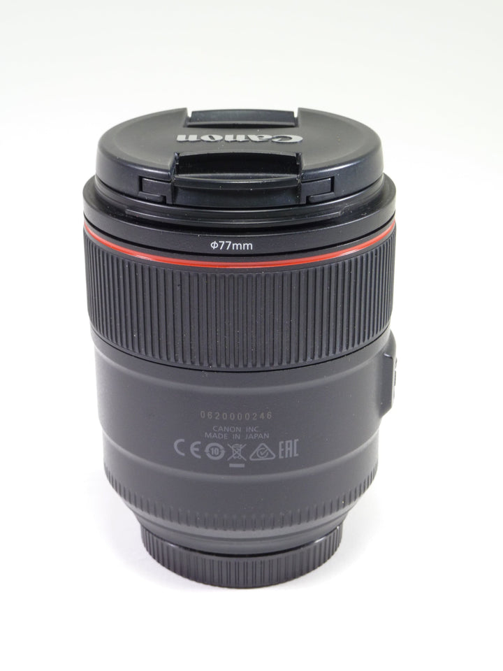 Canon 85mm f/1.4L IS USM Lenses Small Format - Canon EOS Mount Lenses - Canon EF Full Frame Lenses Canon 0620000246