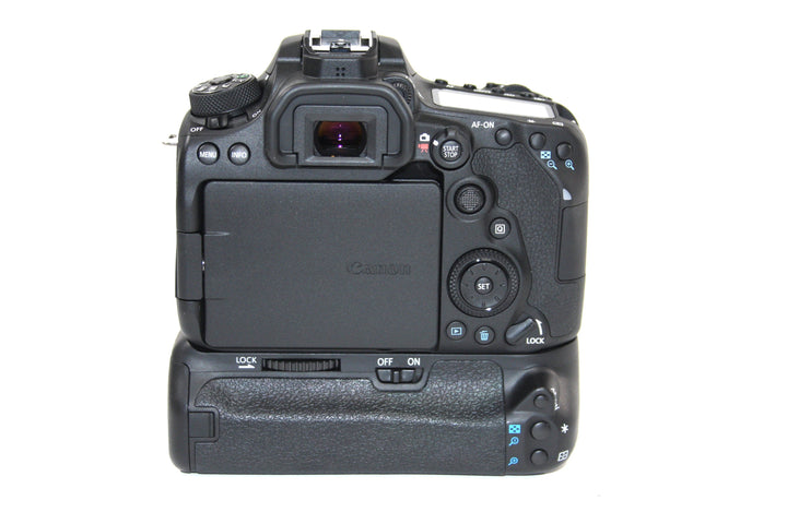 Canon 90D DSLR Body Only w Battery Grip - Shutter count <1000 Digital Cameras - Digital SLR Cameras Canon 042051000481