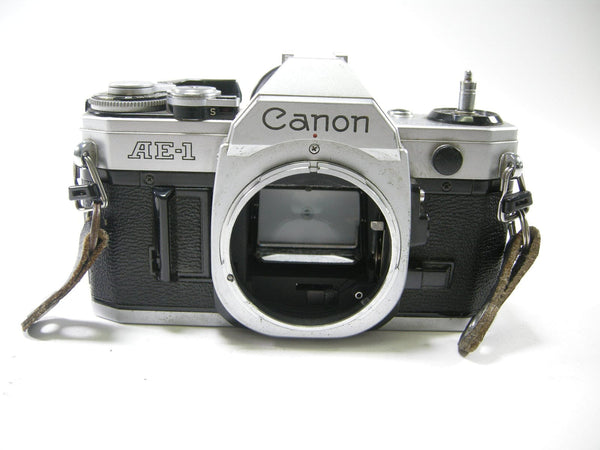 Canon AE-1 35mm SLR film camera Body Only (Parts only) 35mm Film Cameras - 35mm SLR Cameras Canon 5372313