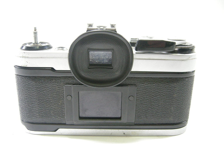 Canon AE-1 35mm SLR film camera Body Ony (Parts only) 35mm Film Cameras - 35mm SLR Cameras Canon 5372313
