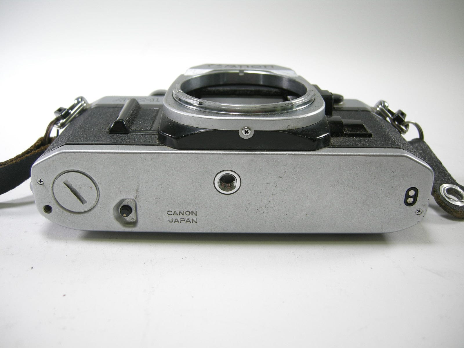 Outlets Canon AE-1 35mm SLR Camera Body