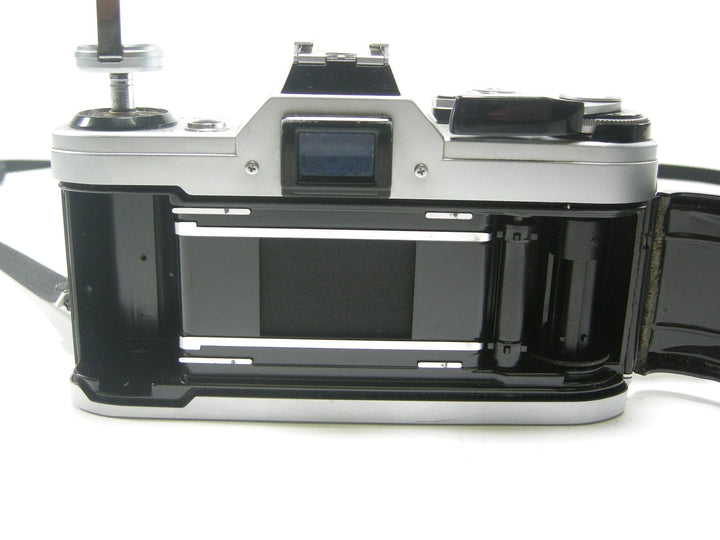 Canon AE-1 35mm SLR w/50mm f1.8 35mm Film Cameras - 35mm SLR Cameras - 35mm SLR Student Cameras Canon 1781254