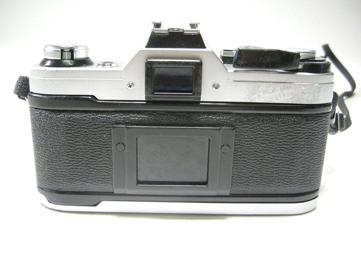 Canon AE-1 35mm SLR w/50mm f1.8 FD lens 35mm Film Cameras - 35mm SLR Cameras - 35mm SLR Student Cameras Canon 4568895