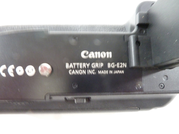 Canon BG-E2N Battery Grip for 20D, 30D, 40D, 50D Grips, Brackets and Winders Canon 388770