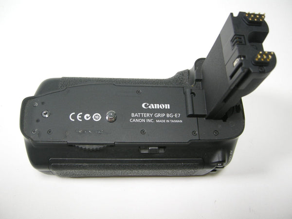 Canon BG-E7 Battery Grip for 7D Grips, Brackets and Winders Canon 040240231