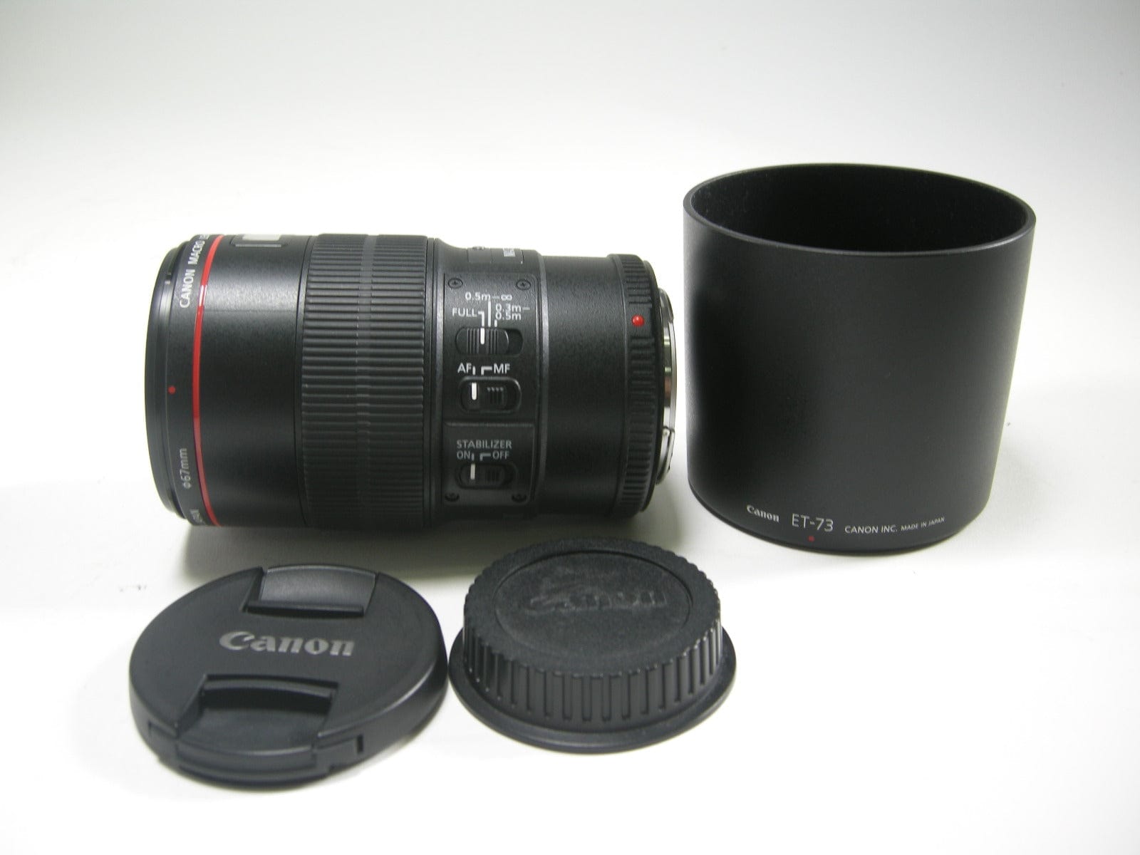 Canon EF 100 f2.8L IS USM Macro lens