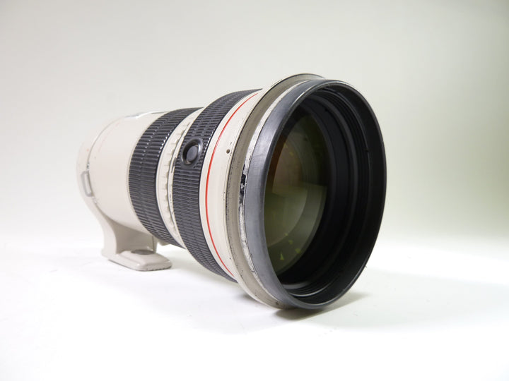 Canon EF 300mm F/2.8 L USM Lenses Small Format - Canon EOS Mount Lenses - Canon EF Full Frame Lenses Canon 27597
