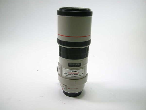 Canon EF 300mm f4 L IS USM lens Lenses Small Format - Canon EOS Mount Lenses Canon 102995