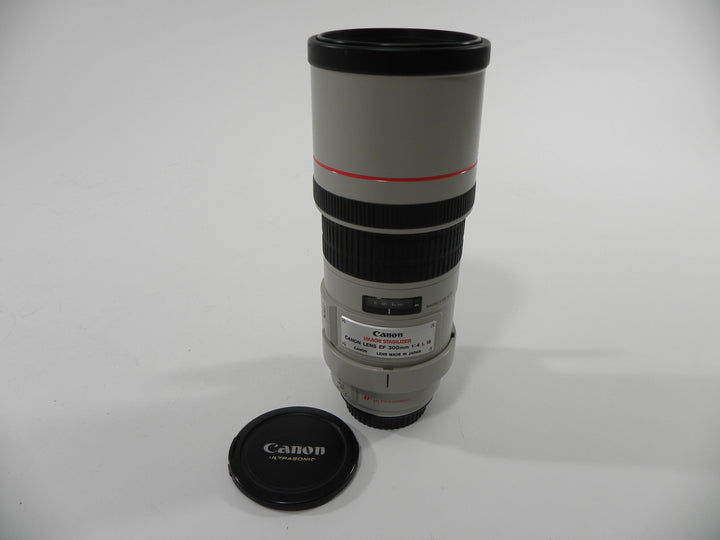 Canon EF 300mm f4 L IS USM lens Lenses Small Format - Canon EOS Mount Lenses - Canon EF Full Frame Lenses Canon 1331620