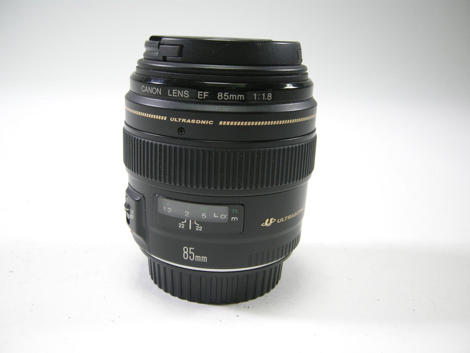 Canon EF 85mm f1.8 USM