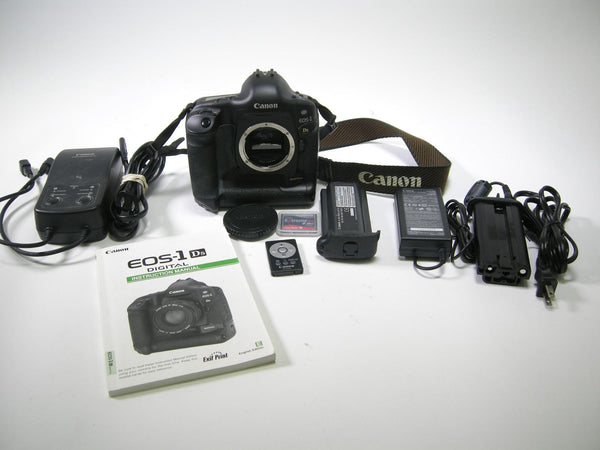 Canon EOS-1DS 11.1mp Digital SLR Body Only Shutter Ct. 15,452 Digital Cameras - Digital SLR Cameras Canon 108141